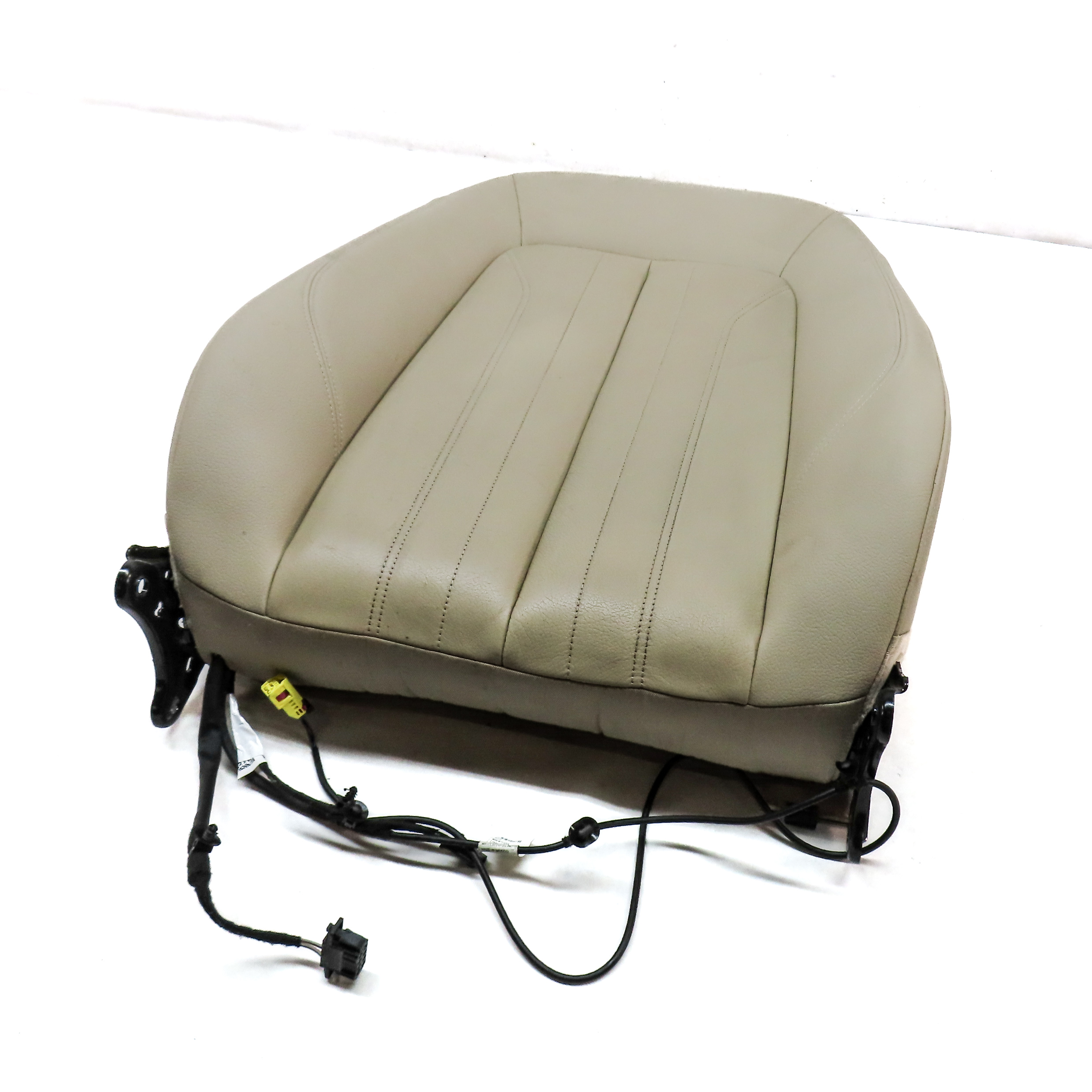 2018 AUDI Q5 (FY 80A) FRONT RIGHT UPPER HEATED MEMORY SEAT BACK CUSHION (BEIGE) — exact item pictured